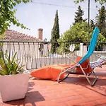 Seaview Holiday Home Apt. With Private Terrace