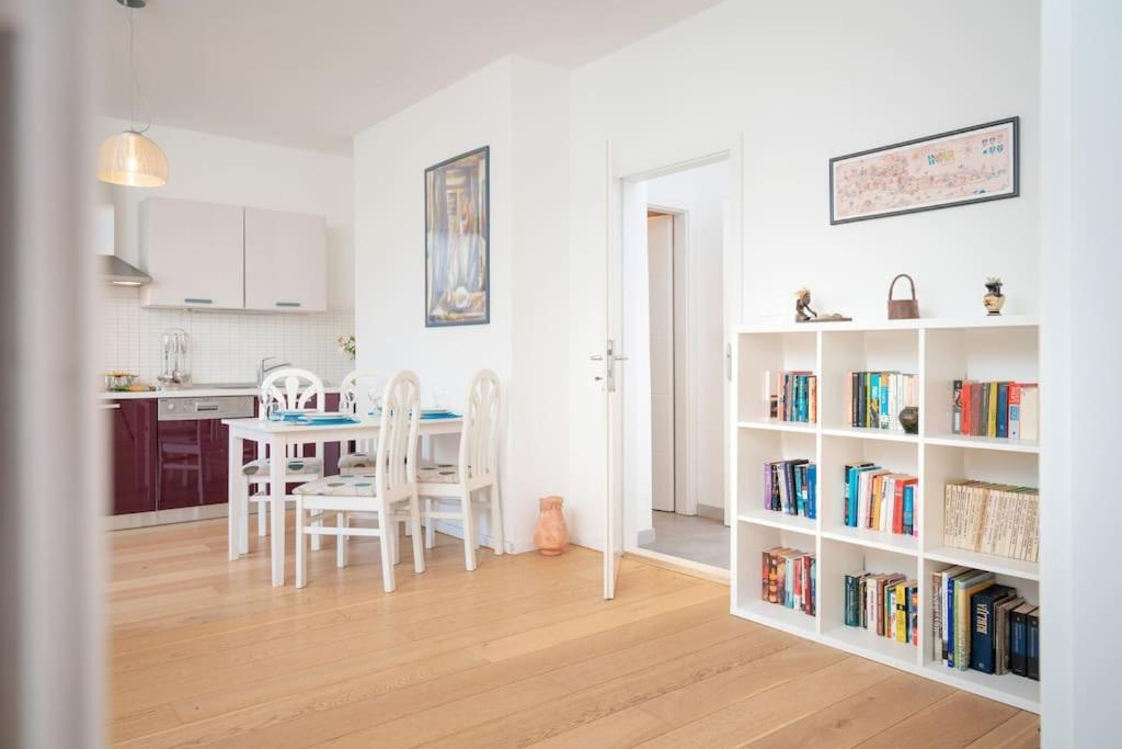 Seaview Apt. With Private Terrace Apartman *