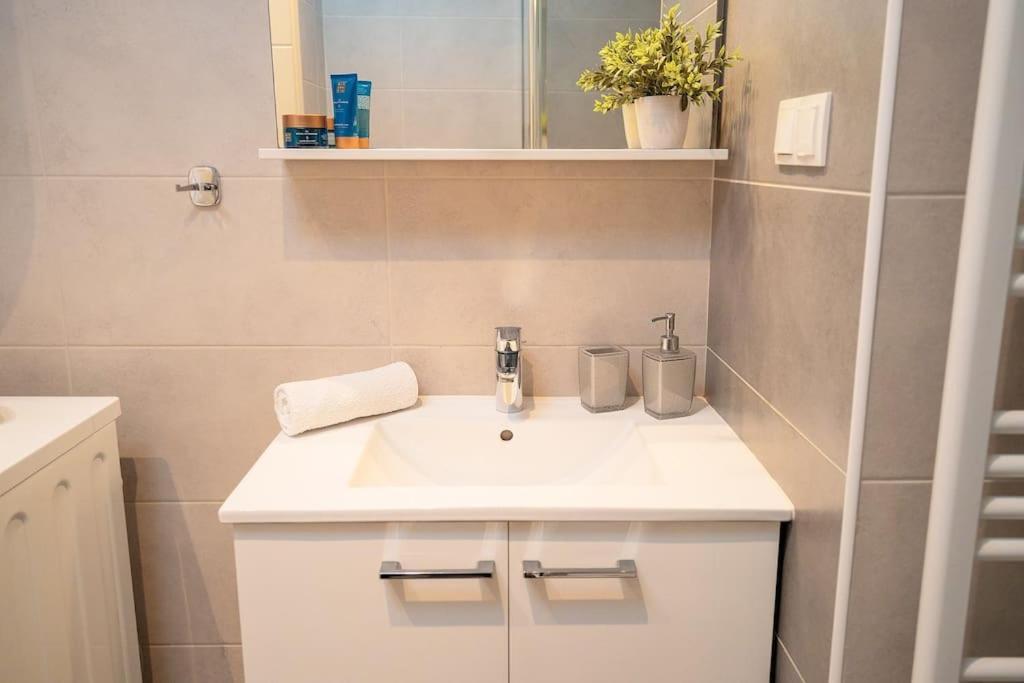 Apartman Seaview Apt. With Private Terrace *